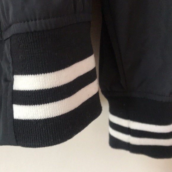 MUHAMMAD ALI BOMBER JACKET FOR LADIES SIZE SMALL - Picture 11 of 11